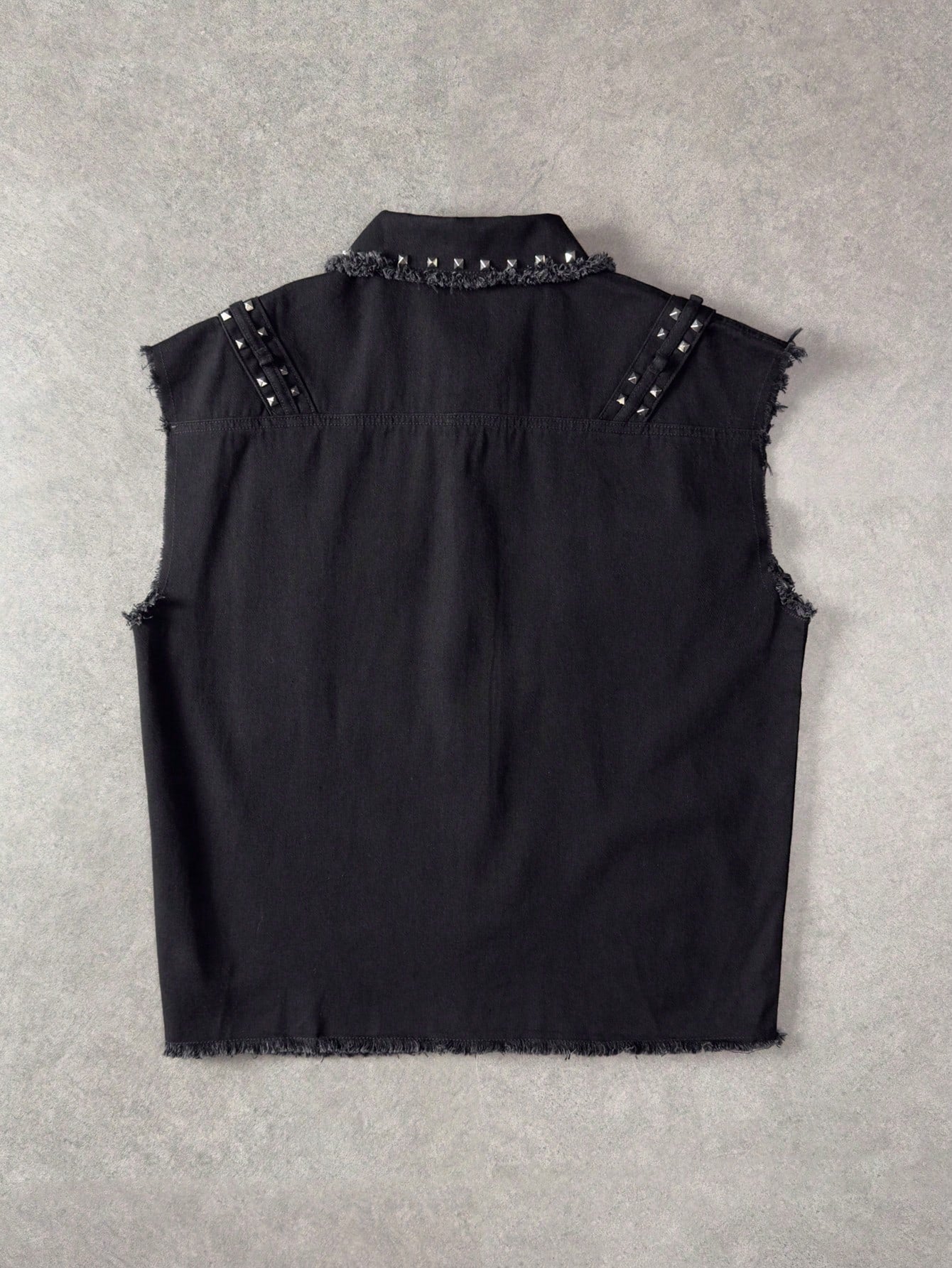 'VOID SLEEVELESS'